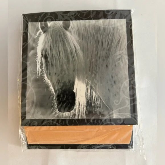 Divine West Horse Notepad “Love” - Picture 5 of 6